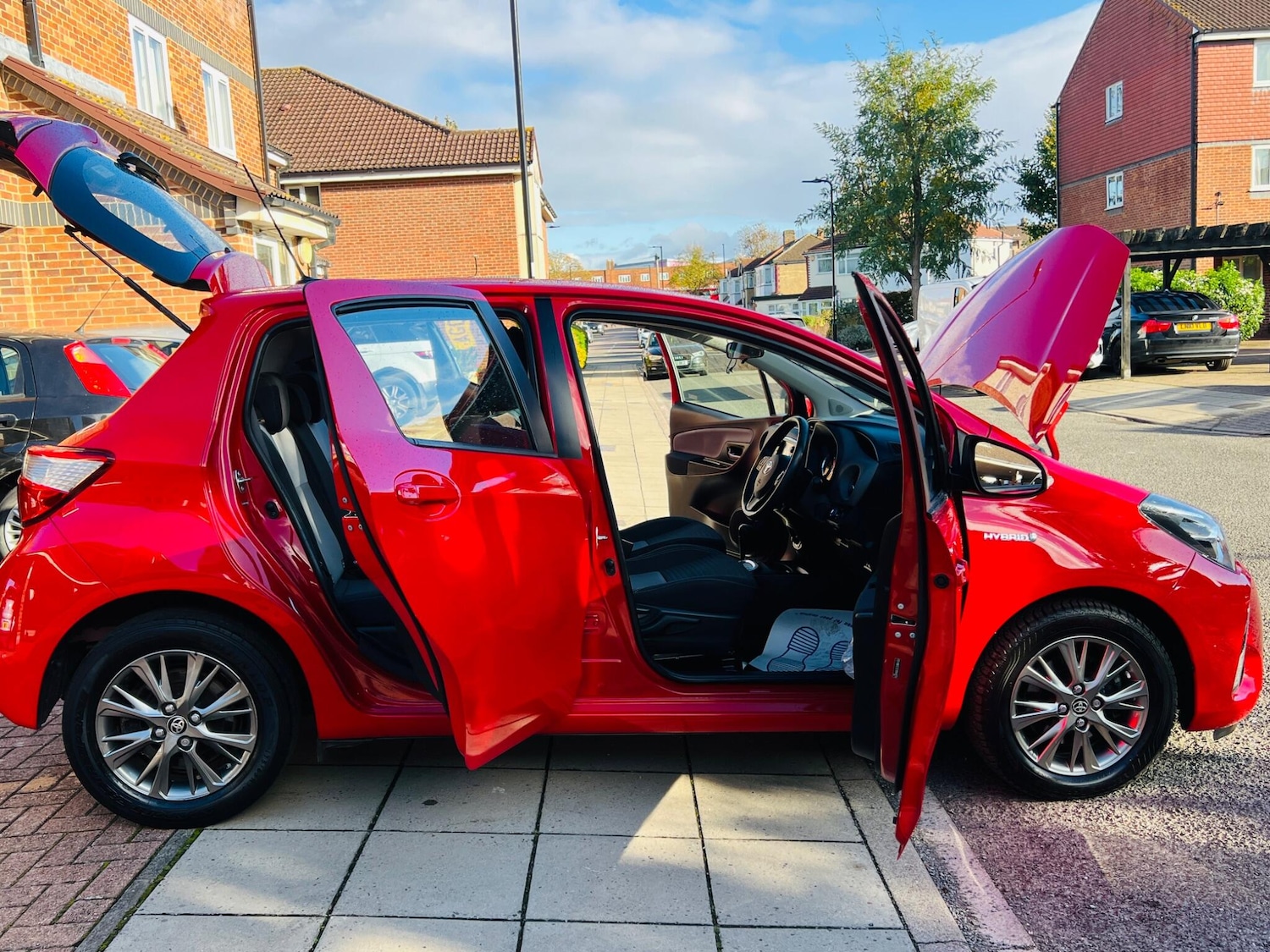 Used Toyota Yaris 2020 for sale - 76486868: Photo 19