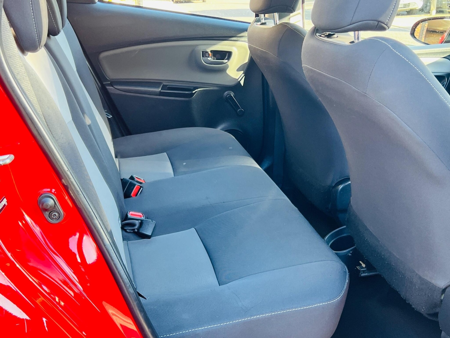 Used Toyota Yaris 2020 for sale - 76486868: Photo 28