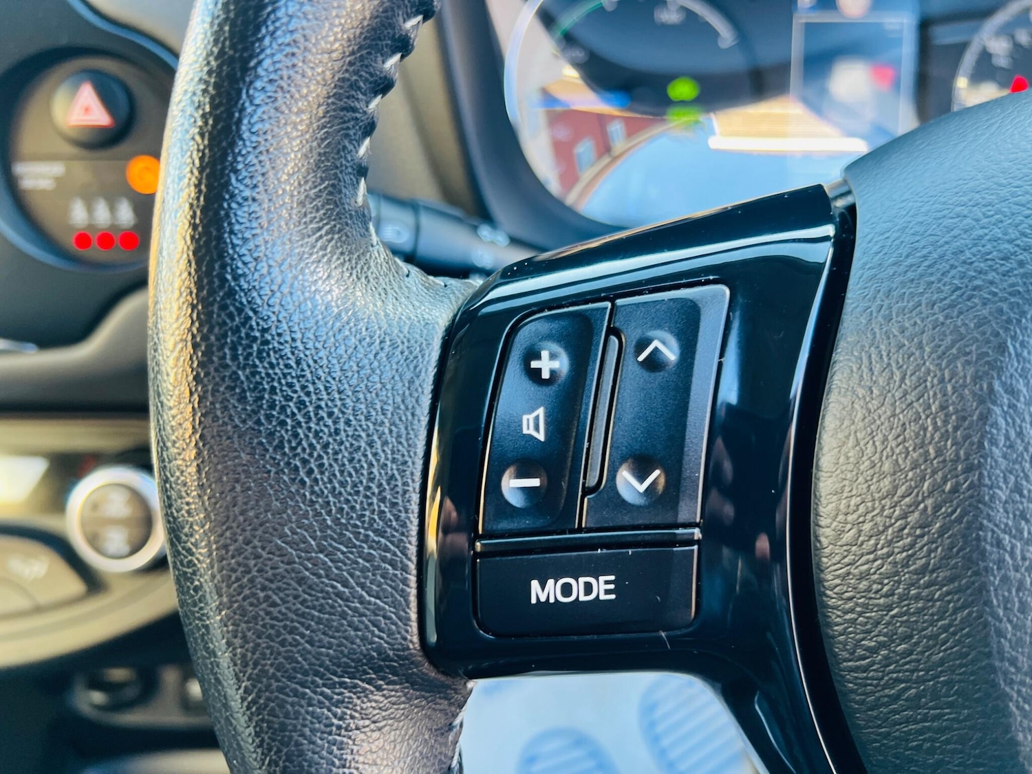 Used Toyota Yaris 2020 for sale - 76486868: Photo 36