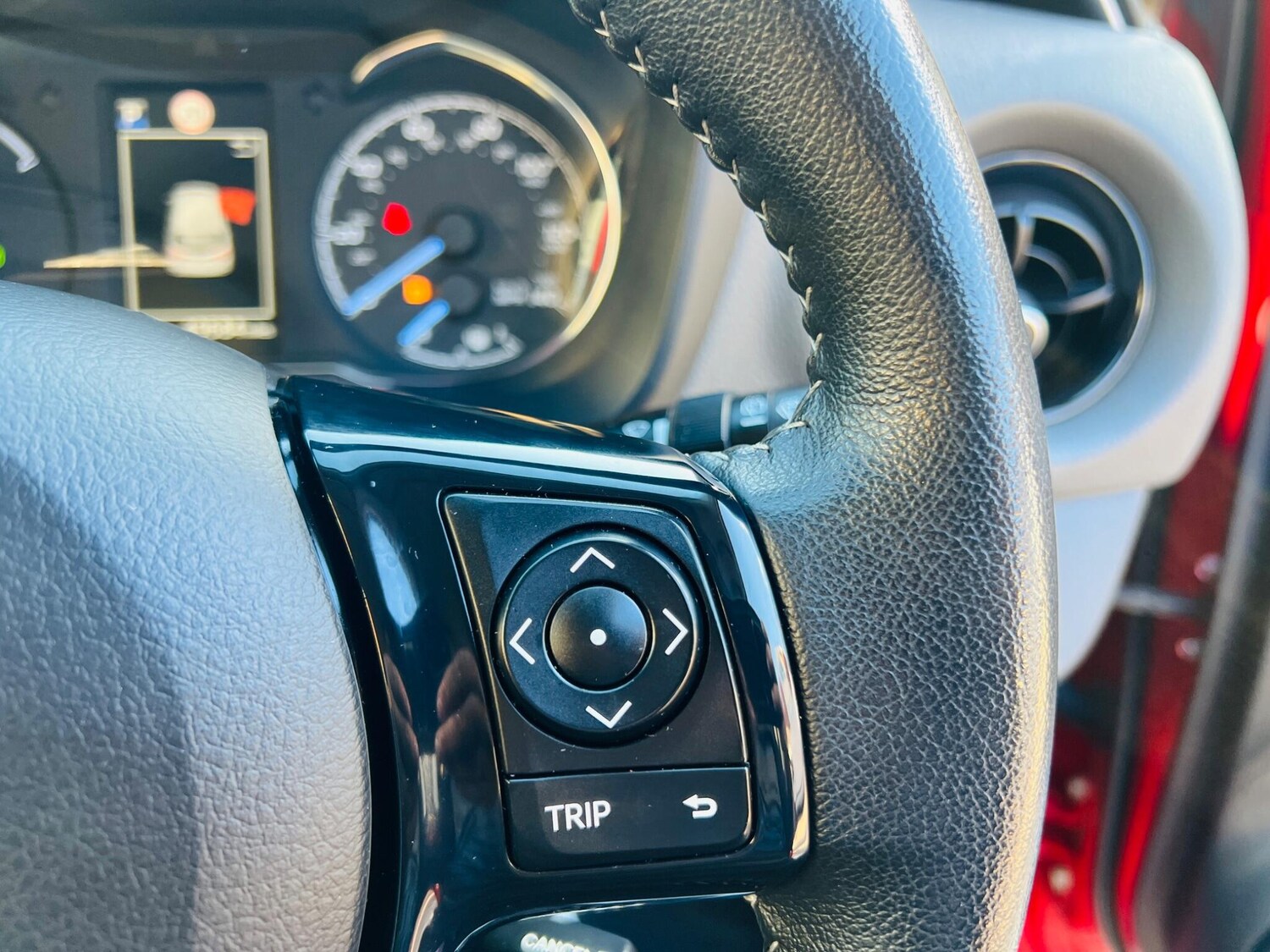 Used Toyota Yaris 2020 for sale - 76486868: Photo 37