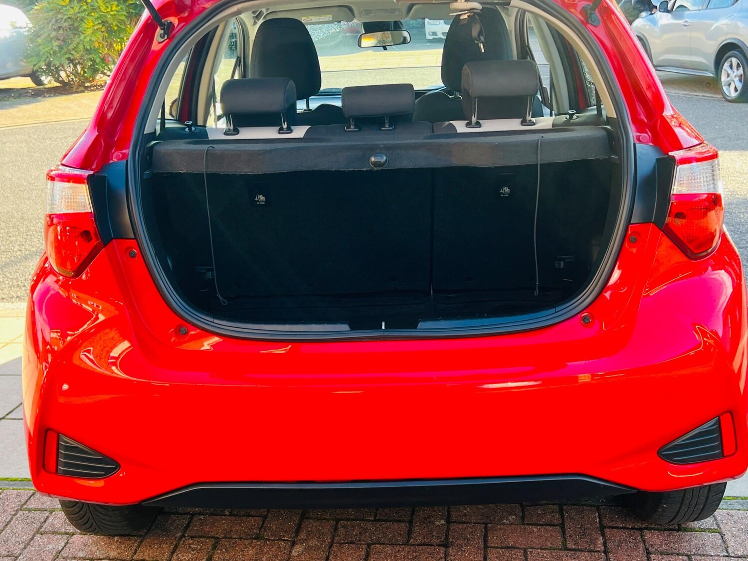 Used Toyota Yaris 2020 for sale - 76486868: Photo 51