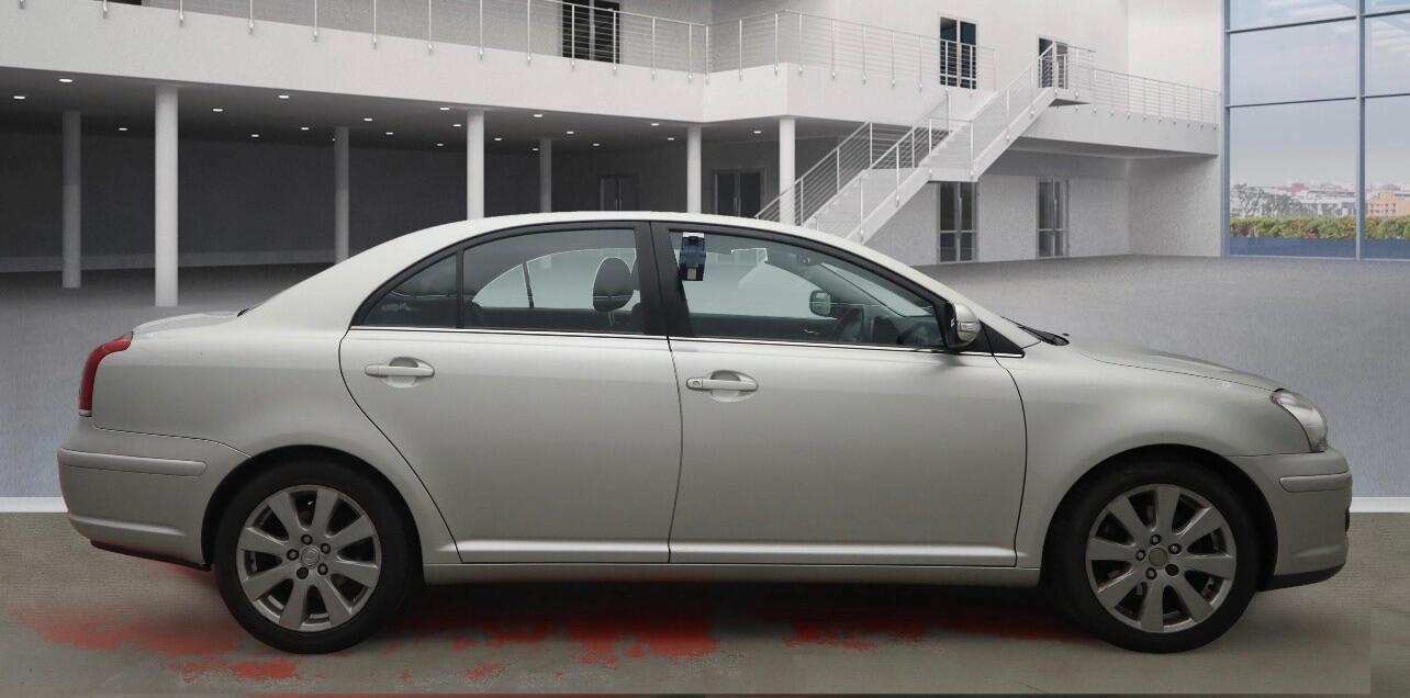 Used Toyota Avensis 2009 for sale - 76823989: Photo 3