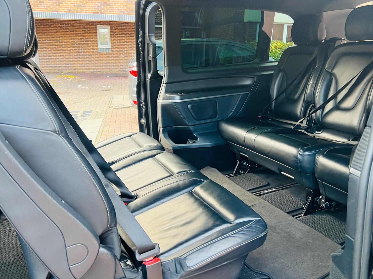 Used Mercedes-Benz V-Class 2020 for sale - 76486830: Photo 11