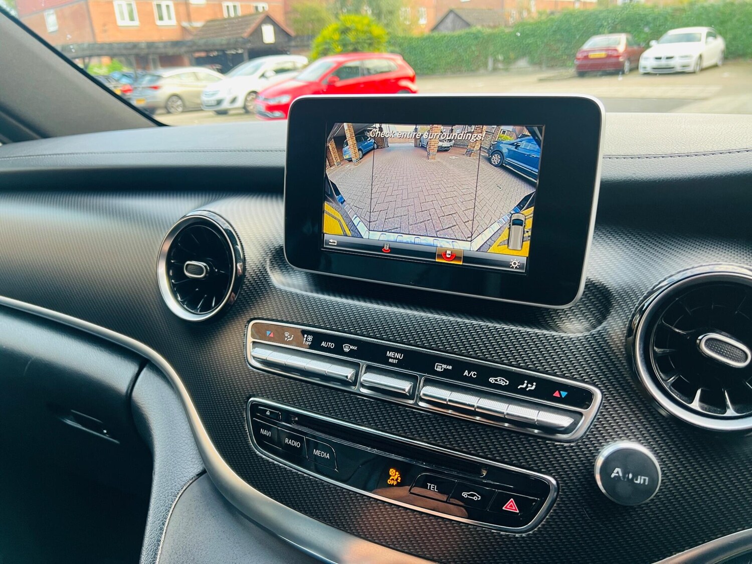 Used Mercedes-Benz V-Class 2020 for sale - 76486830: Photo 27