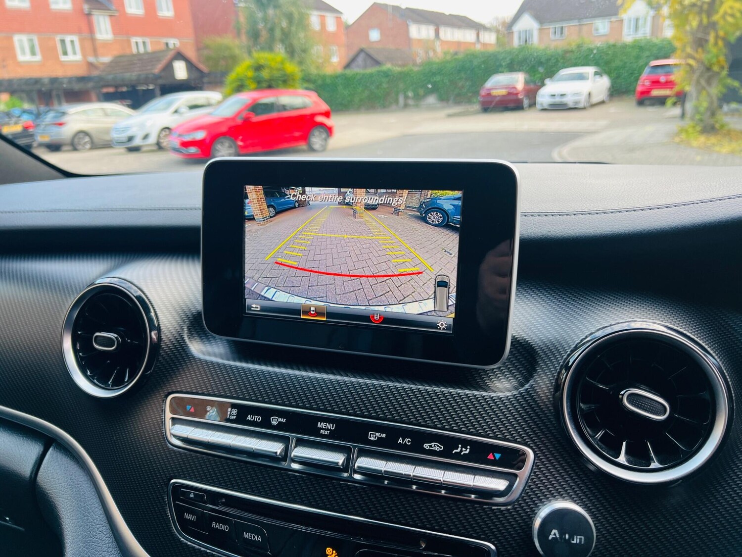 Used Mercedes-Benz V-Class 2020 for sale - 76486830: Photo 28