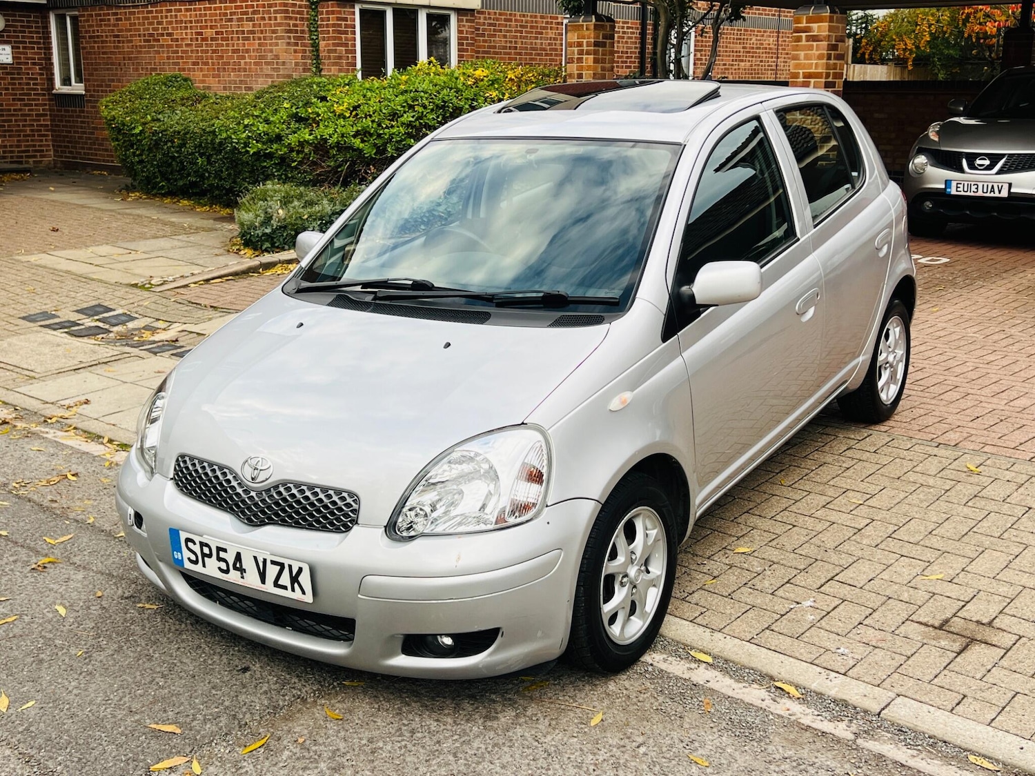 Used Toyota Yaris for sale - 76499920: Photo 12