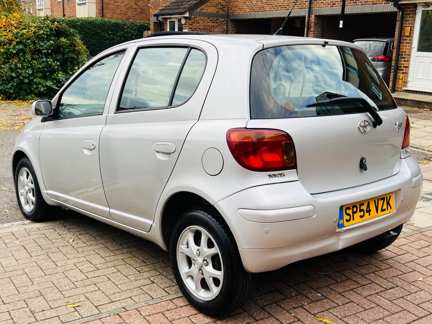 Used Toyota Yaris for sale - 76499920: Photo 15