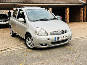 Used Toyota Yaris 2004 for sale - 76499920: Photo