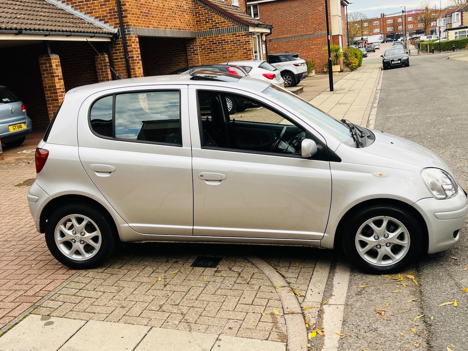 Used Toyota Yaris for sale - 76499920: Photo 22