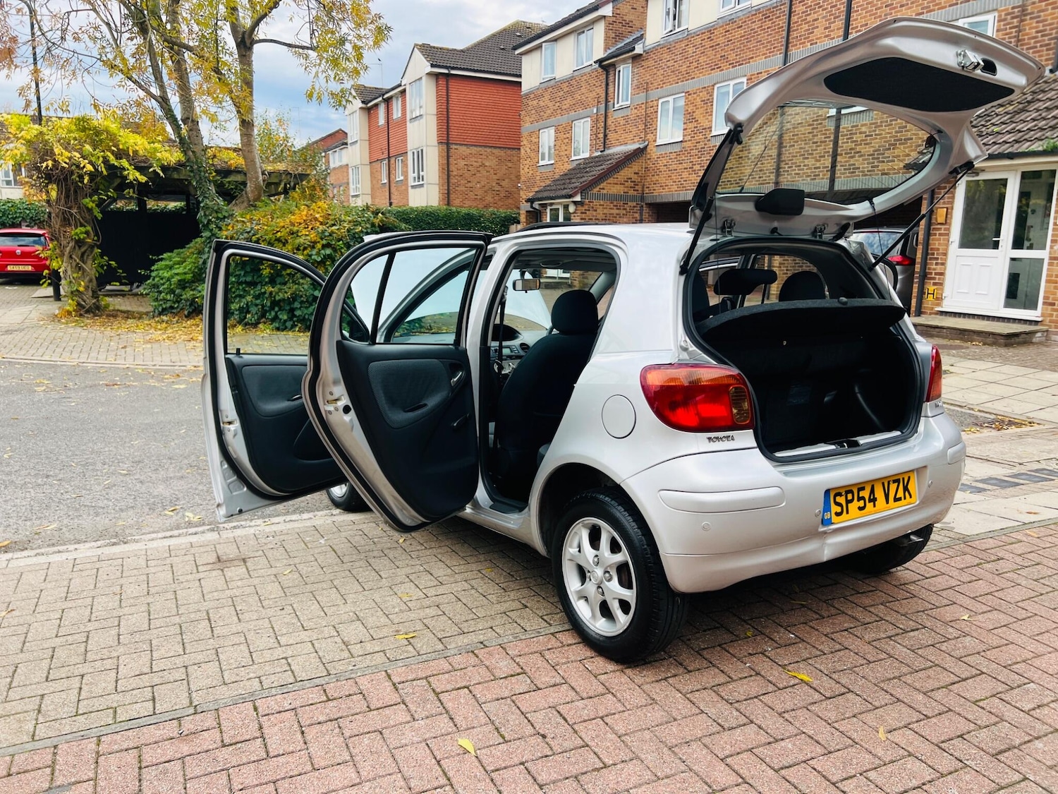 Used Toyota Yaris for sale - 76499920: Photo 5