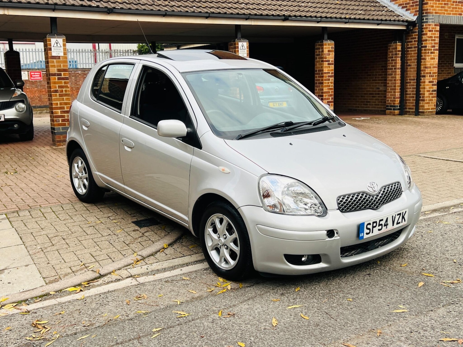 Used Toyota Yaris for sale - 76499920: Photo 8