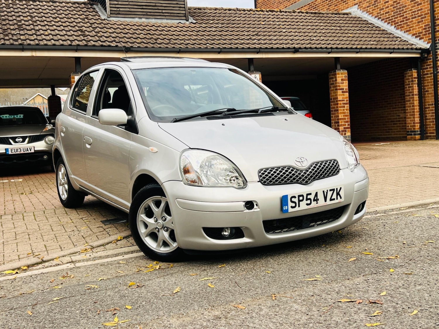 Used Toyota Yaris for sale - 76499920: Photo 9