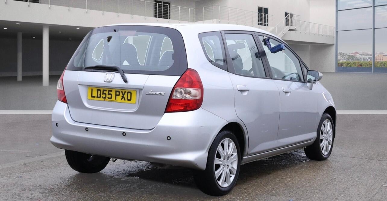Used Honda Jazz 2005 for sale - 76727588: Photo 4