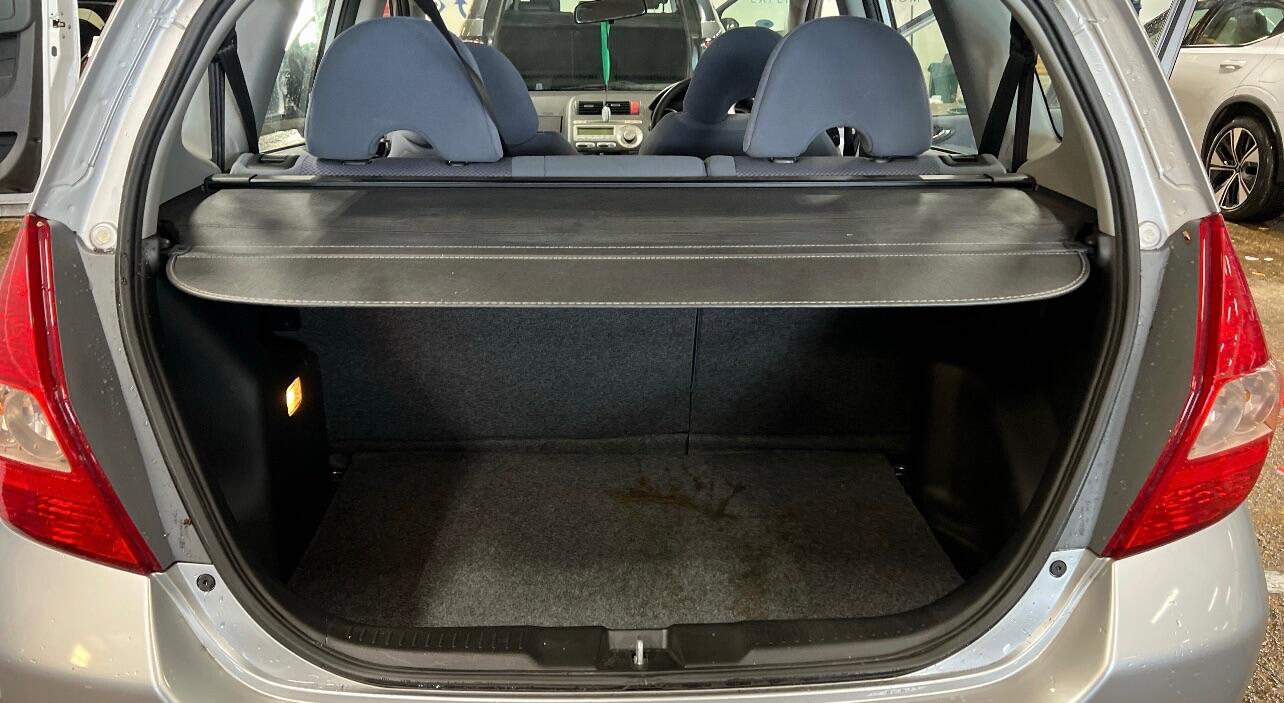 Used Honda Jazz 2005 for sale - 76727588: Photo 7