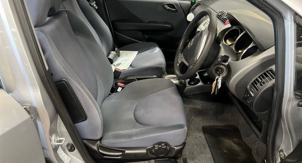 Used Honda Jazz 2005 for sale - 76727588: Photo 9