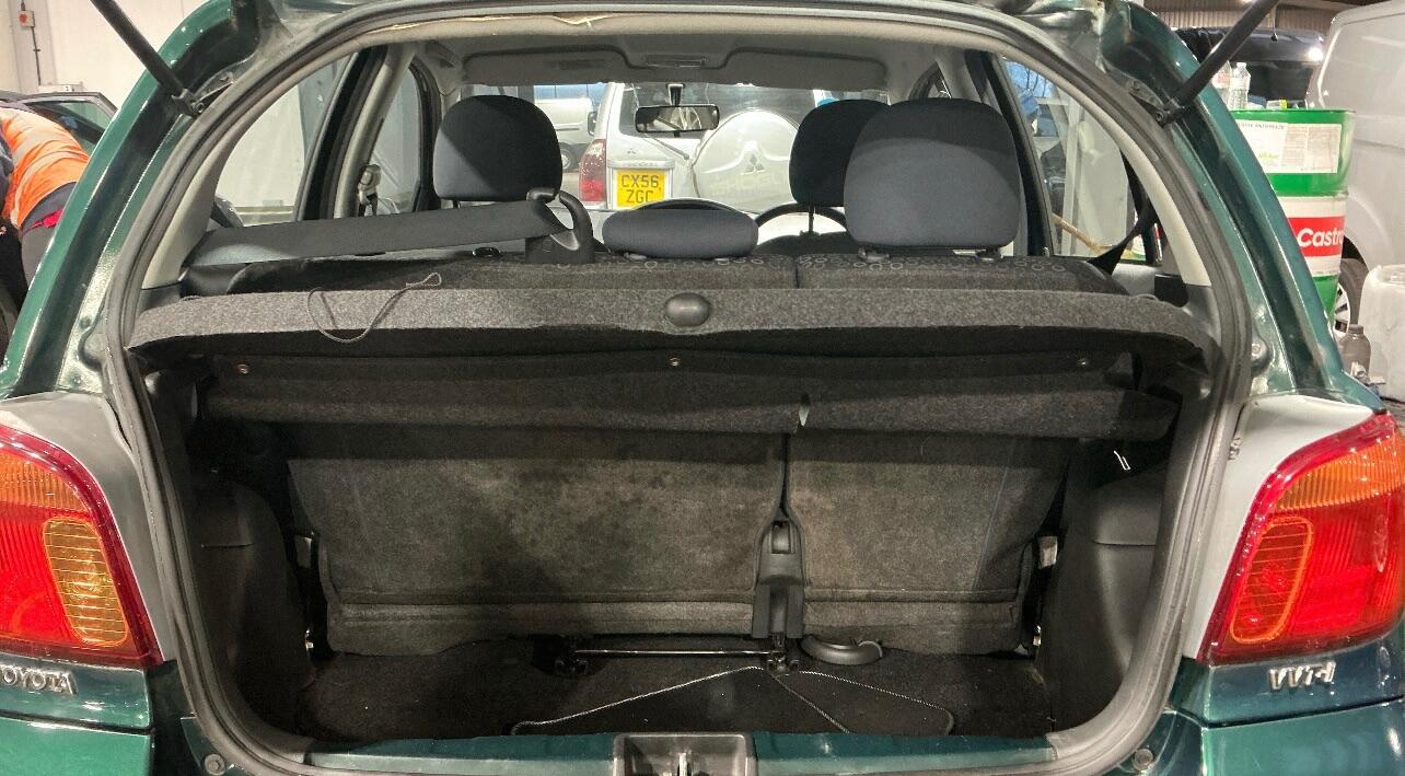 Used Toyota Yaris 2005 for sale - 76913202: Photo 10