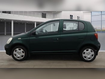 Used Toyota Yaris 2005 for sale - 76913202: Photo