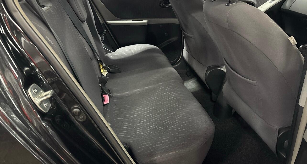 Used Toyota Yaris 2009 for sale - 76936118: Photo 8