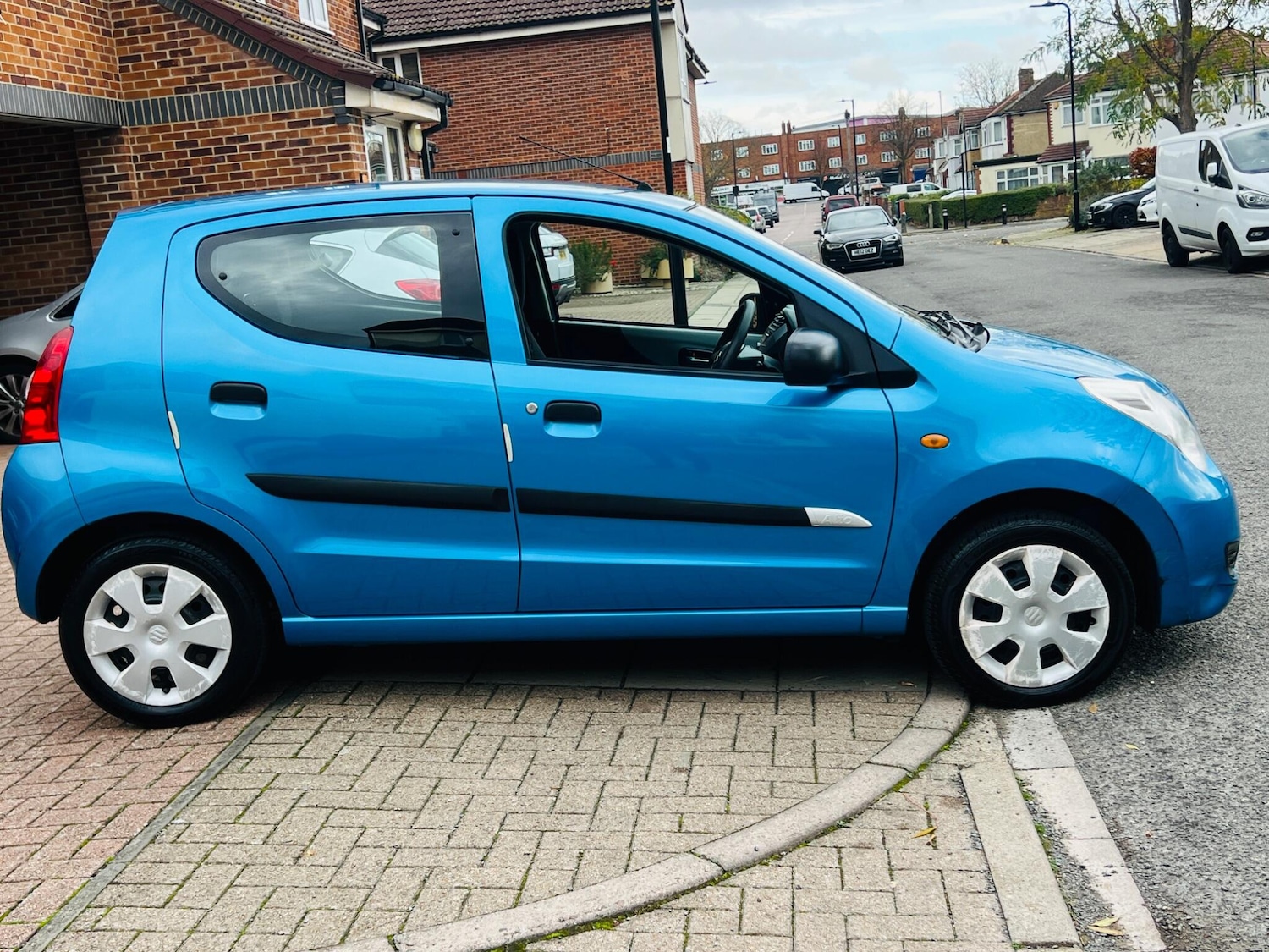 Used Suzuki Alto 2011 for sale - 76485738: Photo 19