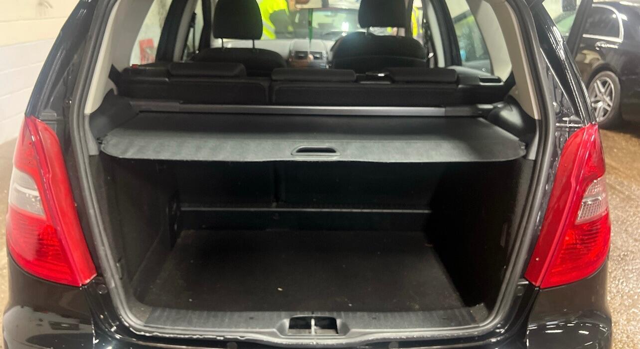 Used Mercedes-Benz A-Class 2012 for sale - 76486872: Photo 11