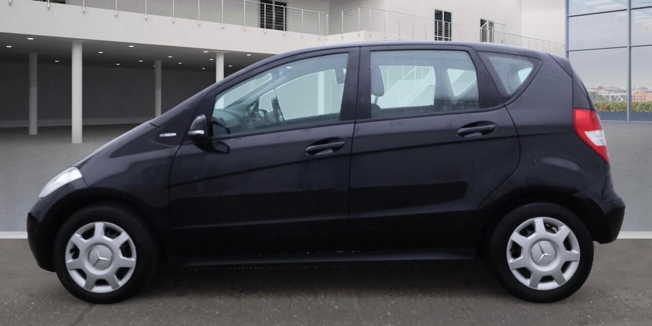 Used Mercedes-Benz A-Class 2012 for sale - 76486872: Photo 4