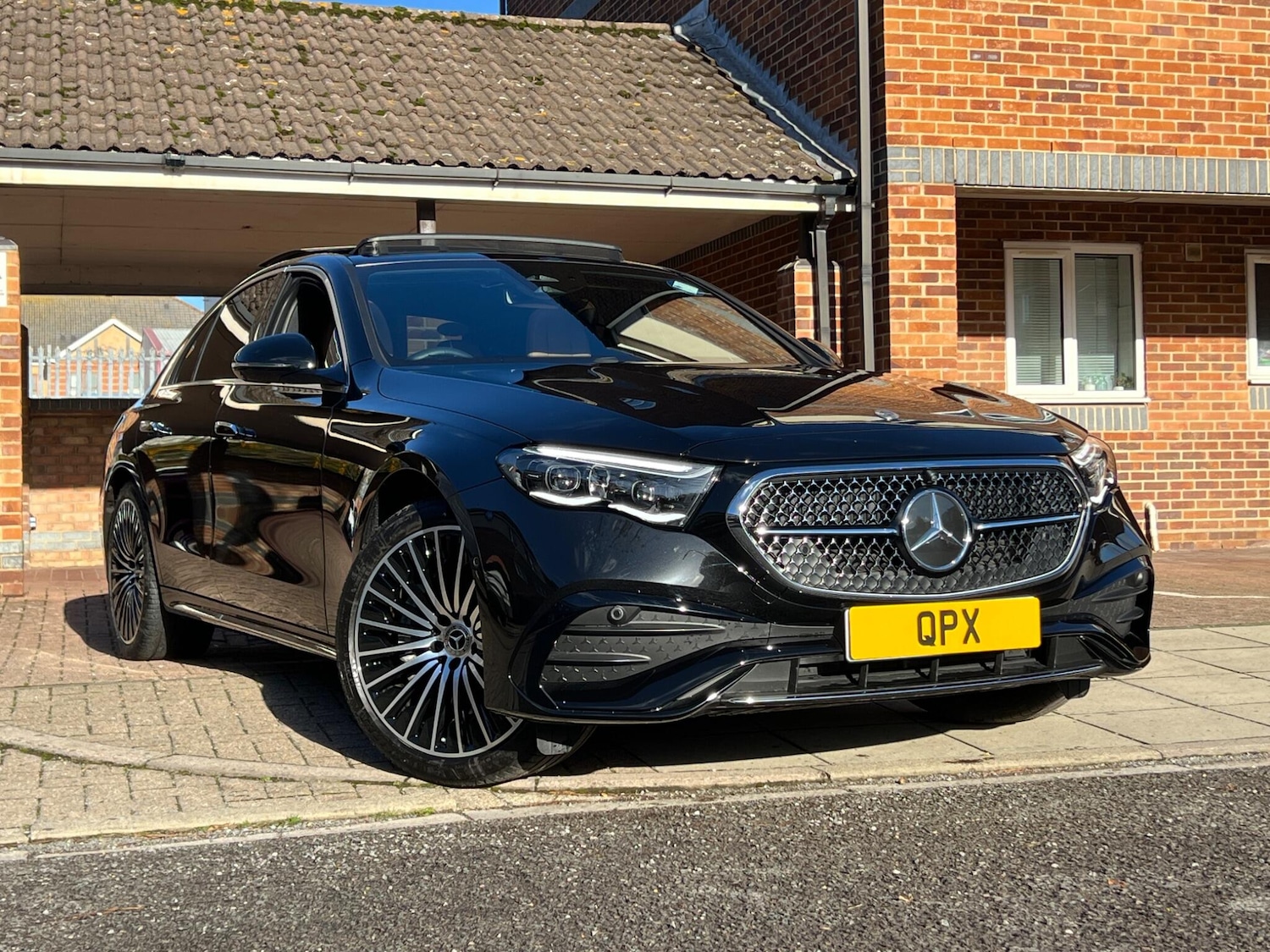 Used Mercedes-Benz E Class for sale - 76671586: Photo 96