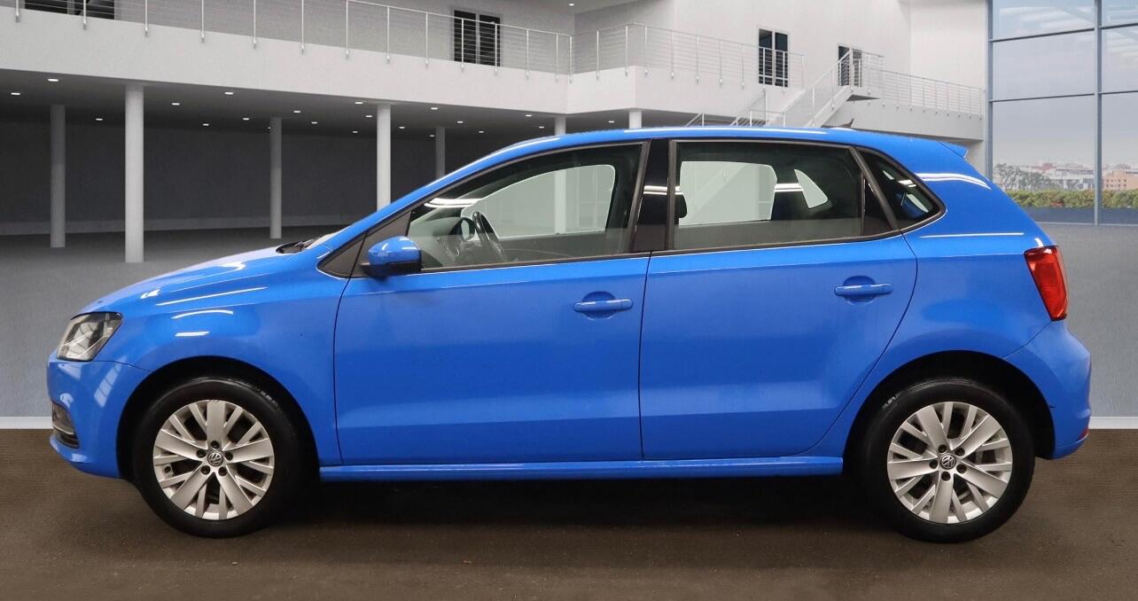 Used Volkswagen Polo 2014 for sale - 76898920: Photo 3