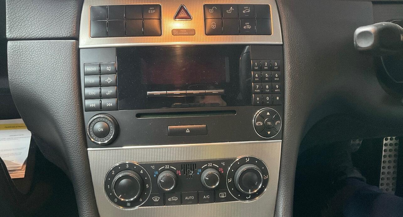 Used Mercedes-Benz CLK 2008 for sale - 76486815: Photo 11