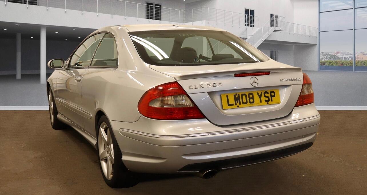 Used Mercedes-Benz CLK 2008 for sale - 76486815: Photo 3
