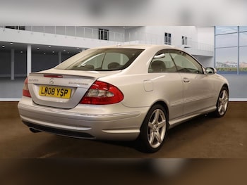 Used Mercedes-Benz CLK 2008 for sale - 76486815: Photo