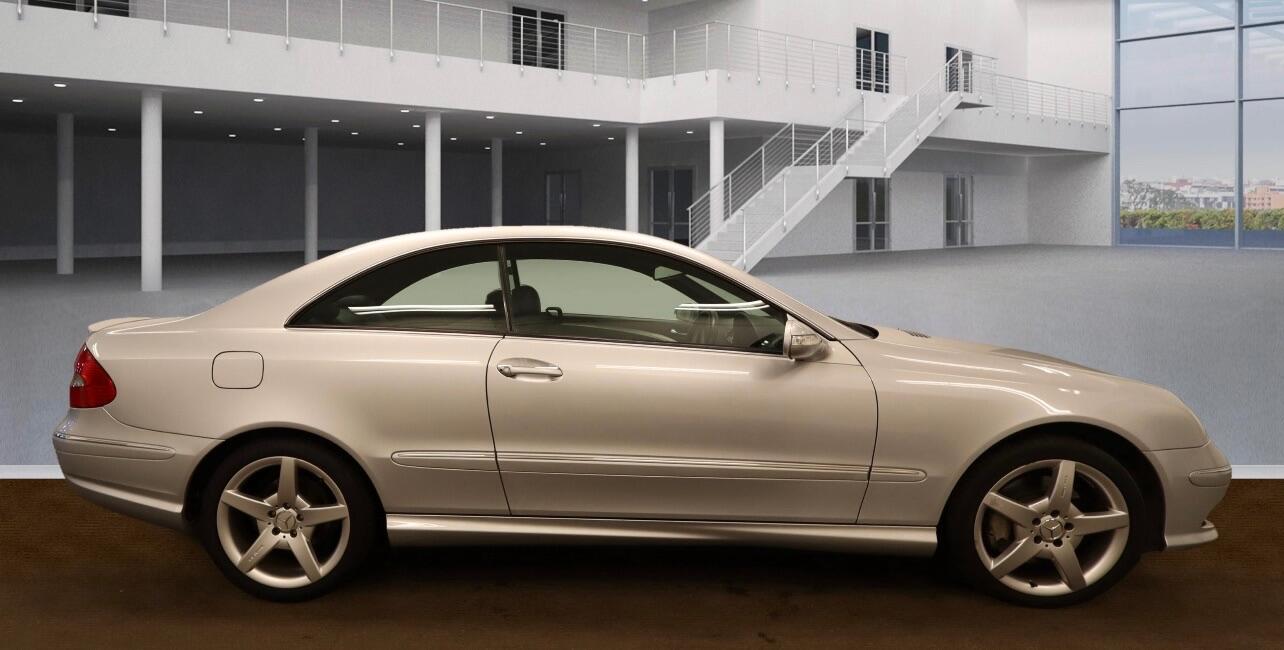 Used Mercedes-Benz CLK 2008 for sale - 76486815: Photo 5