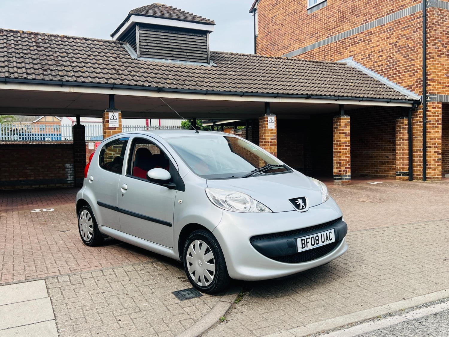 Used Peugeot 107 2008 for sale - 76486847: Photo 8