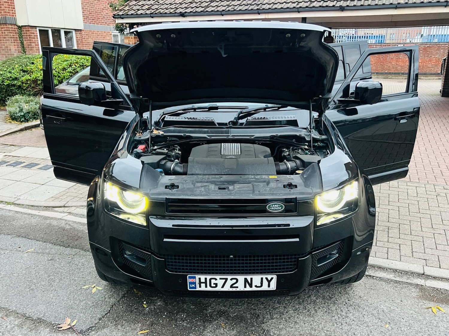 Used Land Rover Defender 2022 for sale - 76608376: Photo 41