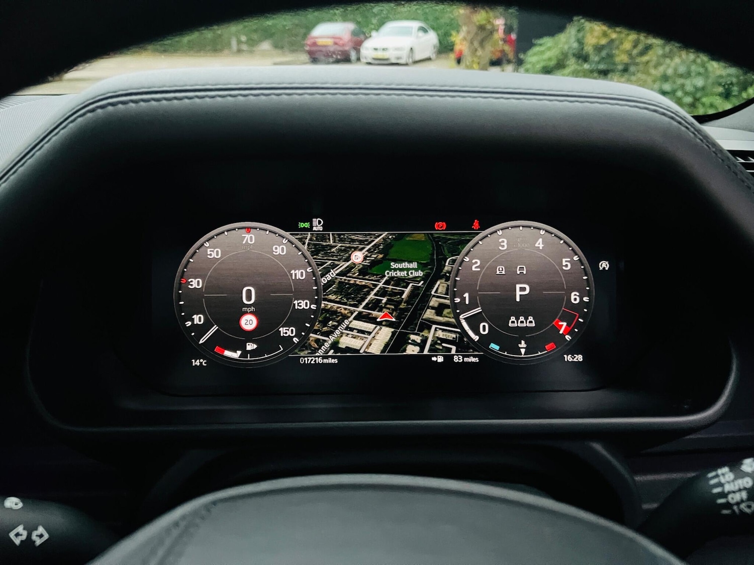 Used Land Rover Defender 2022 for sale - 76608376: Photo 51