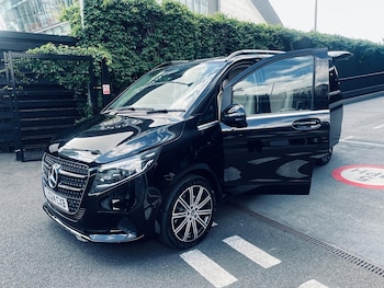 Used Mercedes-Benz V-Class 2024 for sale - 76486818: Photo