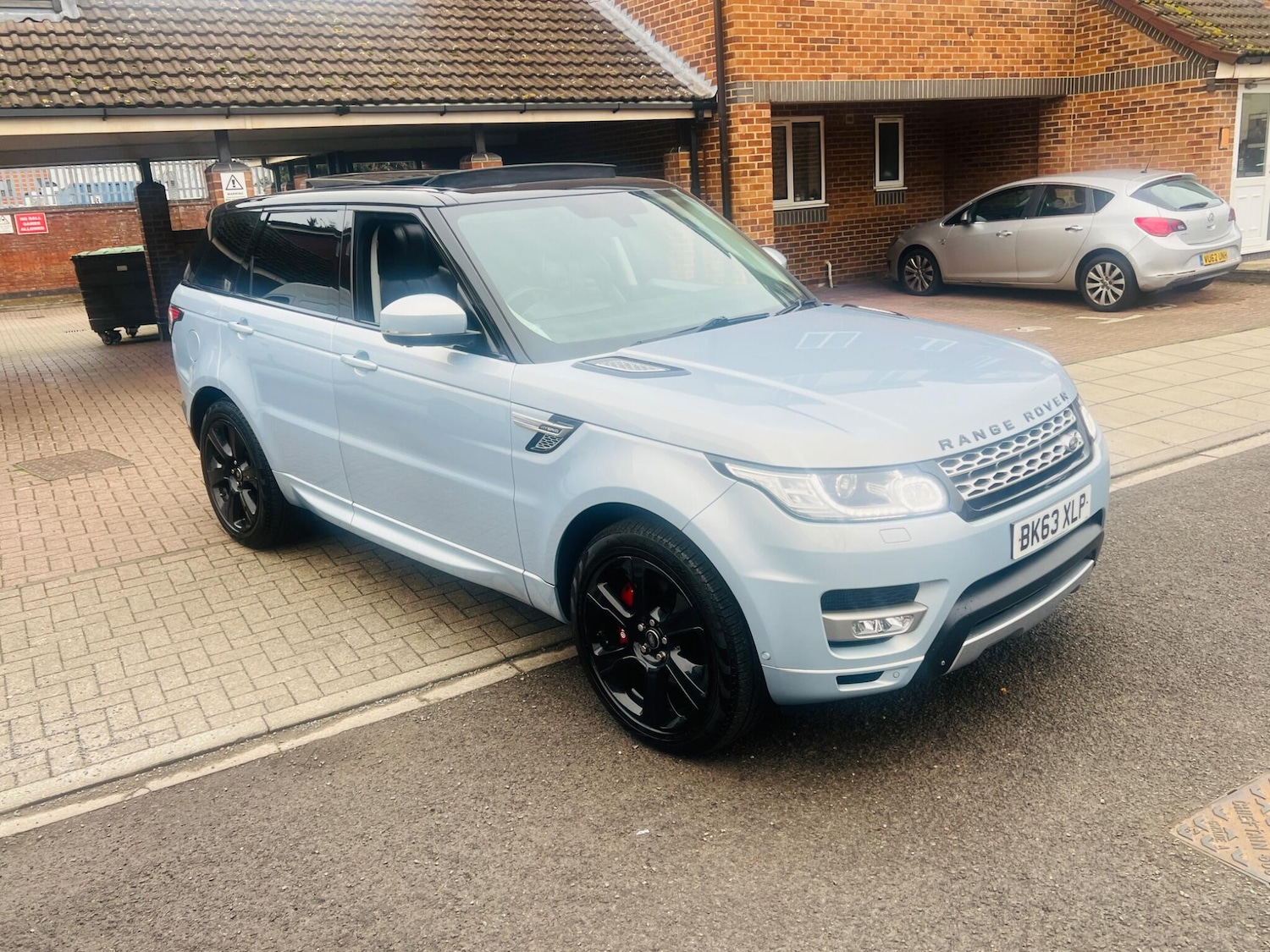 Used Land Rover Range Rover Sport 2013 for sale - 76976695: Photo 11