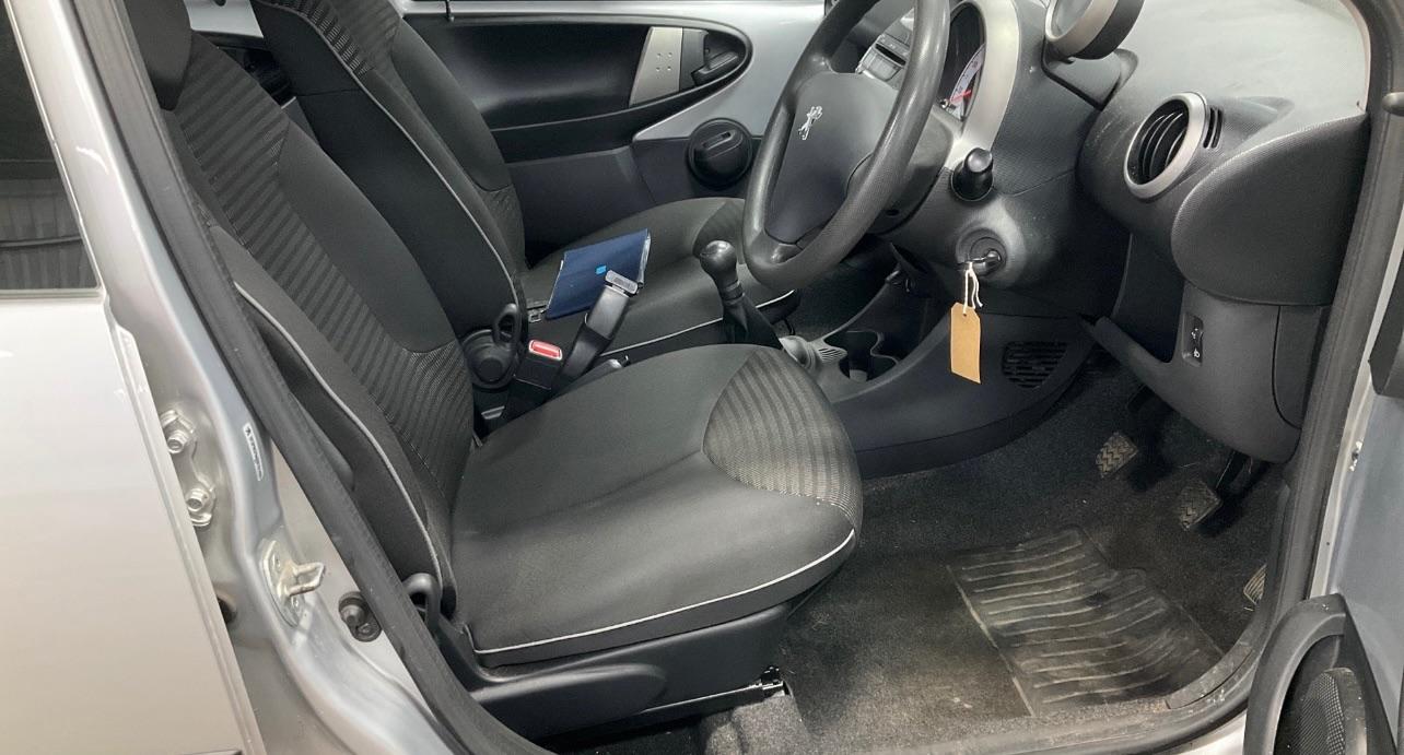 Used Peugeot 107 2014 for sale - 76486858: Photo 5