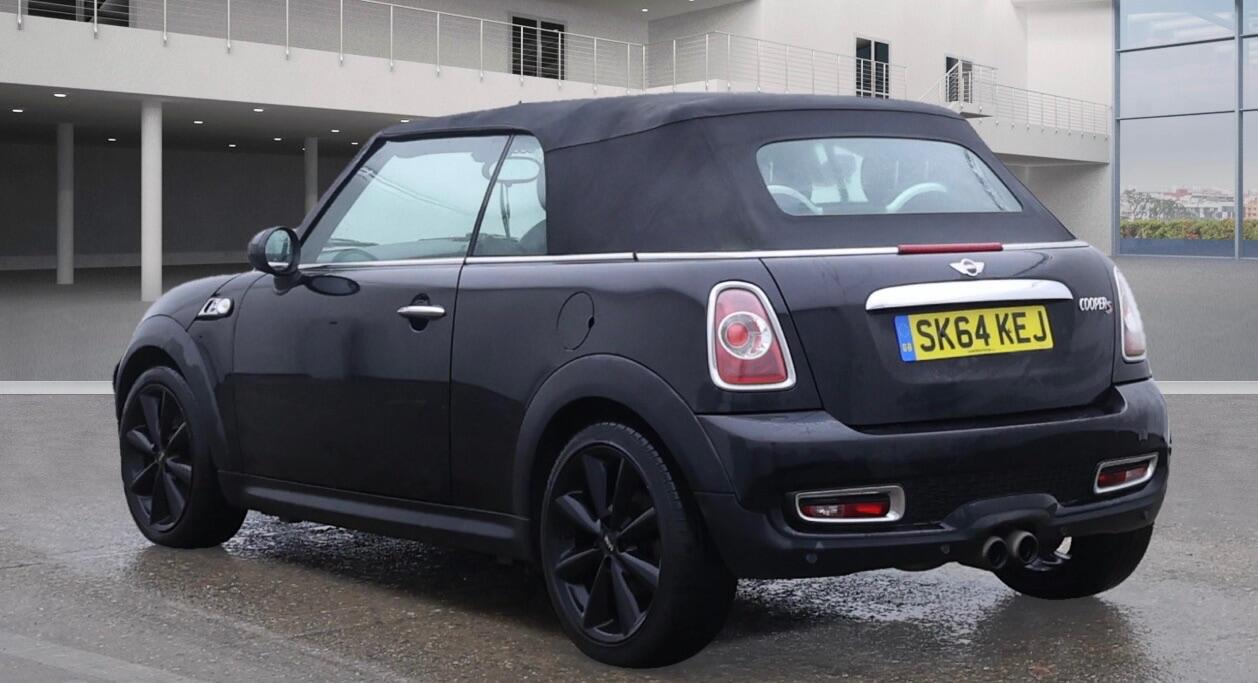 Used MINI Convertible 2014 for sale - 76976770: Photo 3