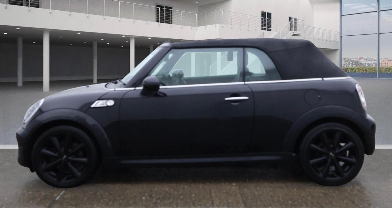 Used MINI Convertible 2014 for sale - 76976770: Photo 4