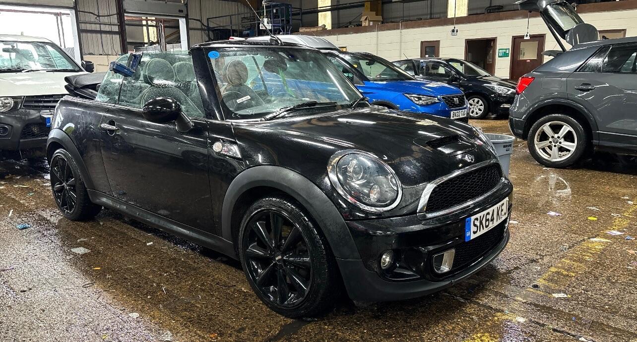 Used MINI Convertible 2014 for sale - 76976770: Photo 5