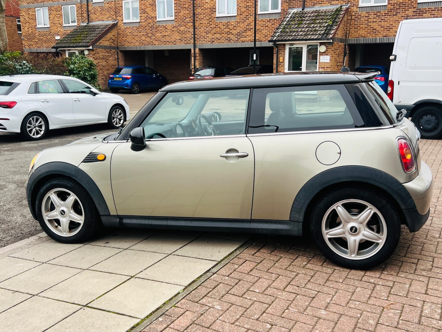 Used MINI Hatch 2008 for sale - 77054040: Photo 15