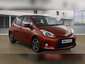 Used Toyota Yaris 2014 for sale - 76485603: Photo
