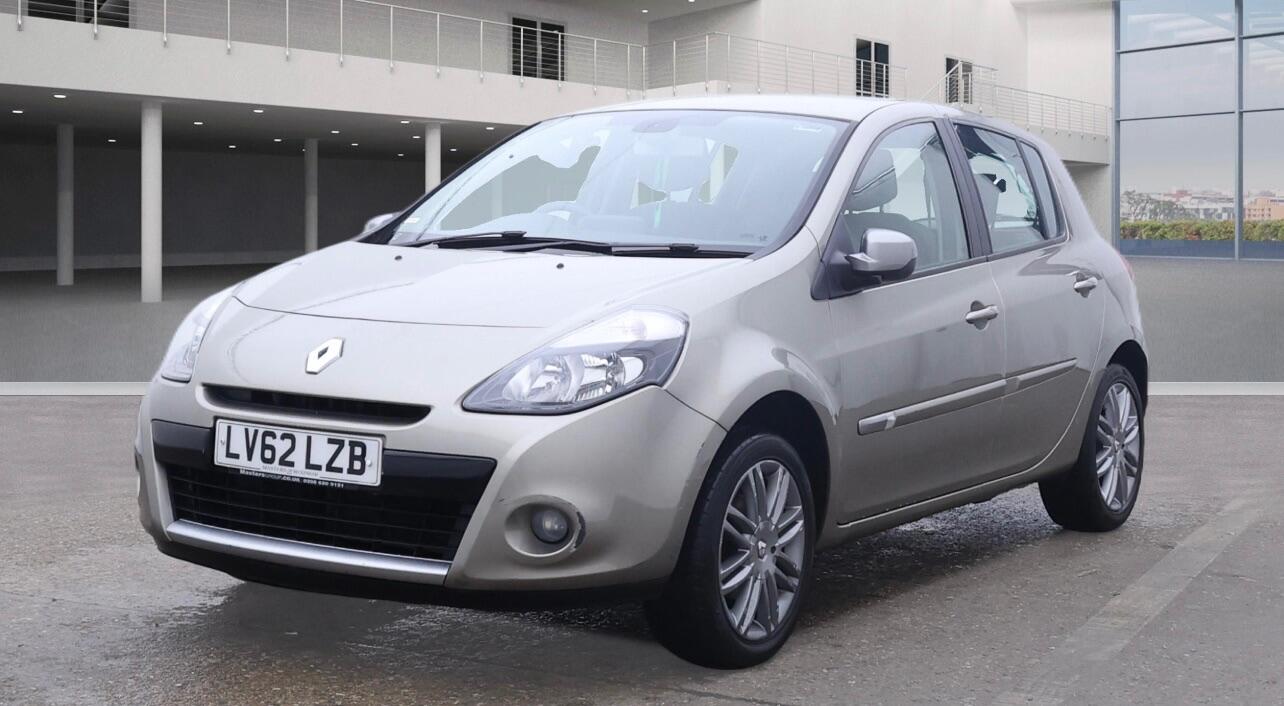 Used Renault Clio for sale - 77015686: Photo 2