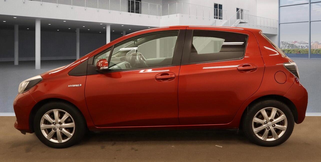 Used Toyota Yaris 2014 for sale - 76486812: Photo 4
