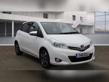 Used Toyota Yaris 2013 for sale - 76702129: Photo