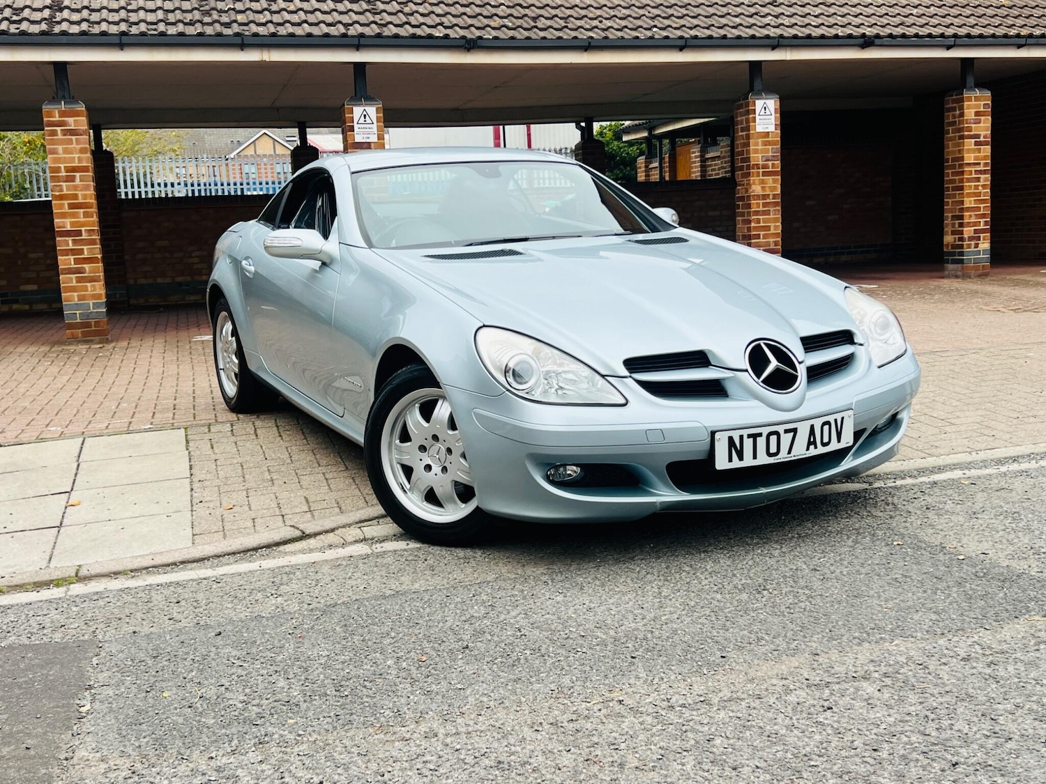 Used Mercedes-Benz SLK 2007 for sale - 76486864: Photo 1