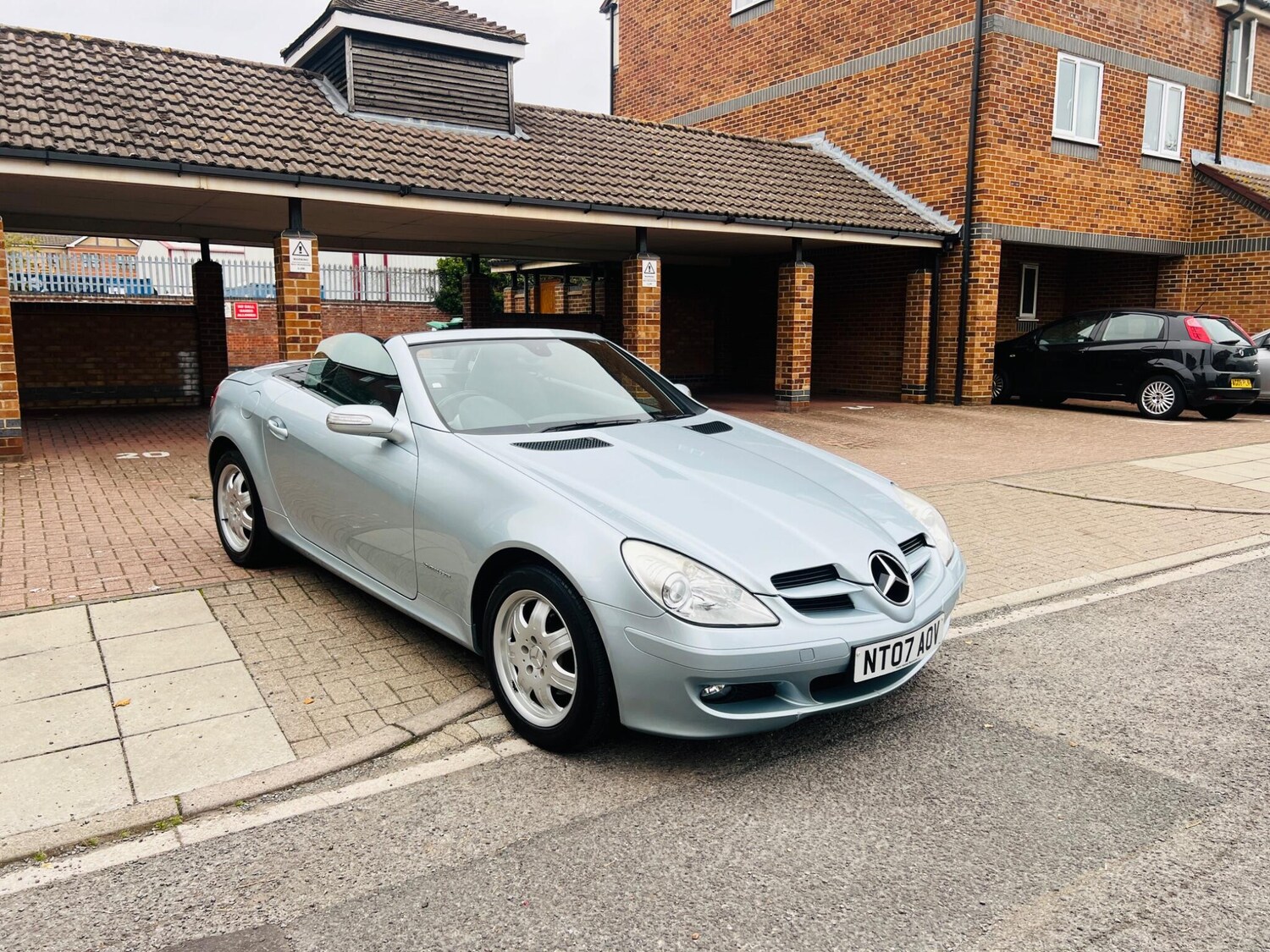 Used Mercedes-Benz SLK 2007 for sale - 76486864: Photo 7