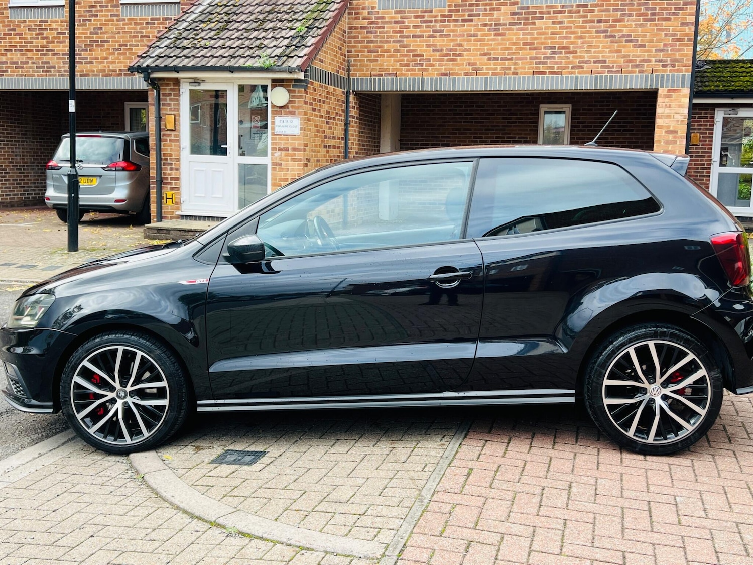 Used Volkswagen Polo 2015 for sale - 76486871: Photo 24