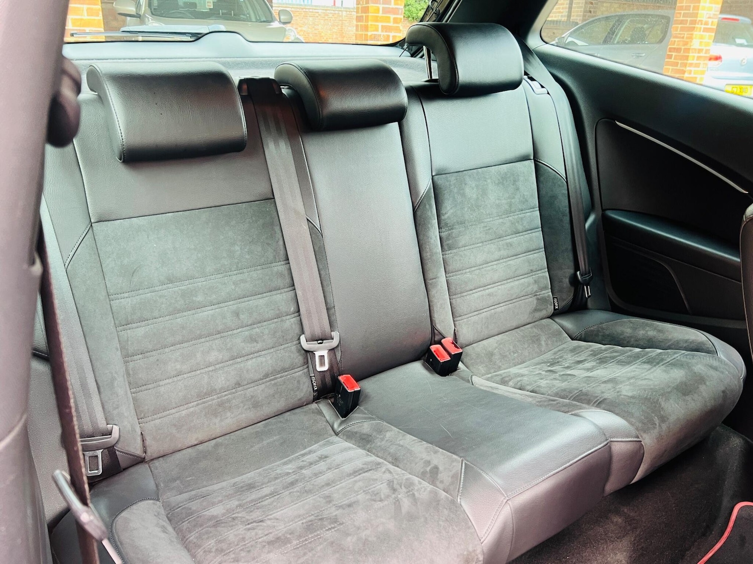 Used Volkswagen Polo 2015 for sale - 76486871: Photo 44