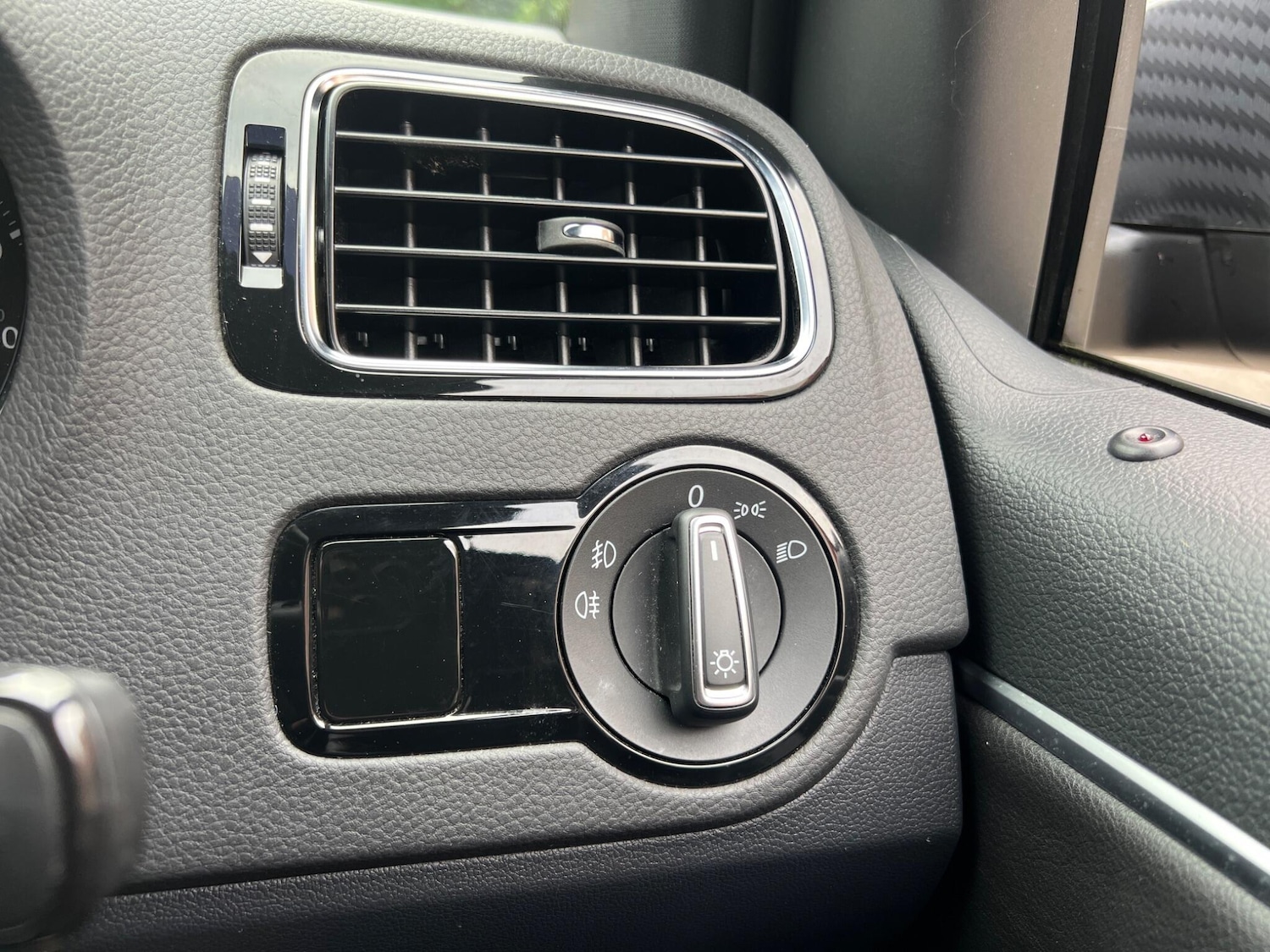 Used Volkswagen Polo 2015 for sale - 76486871: Photo 49